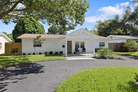 4229 7th Avenue N St Petersburg FL 33713
