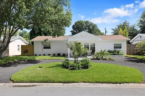 4229 7th Avenue N St Petersburg FL 33713