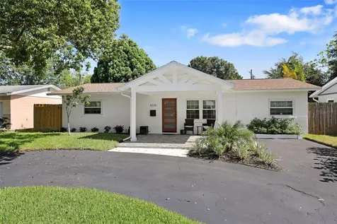 4229 7th Avenue N St Petersburg FL 33713
