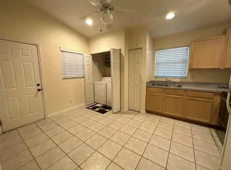 1404 E Crystal Lake Avenue Orlando FL 32806