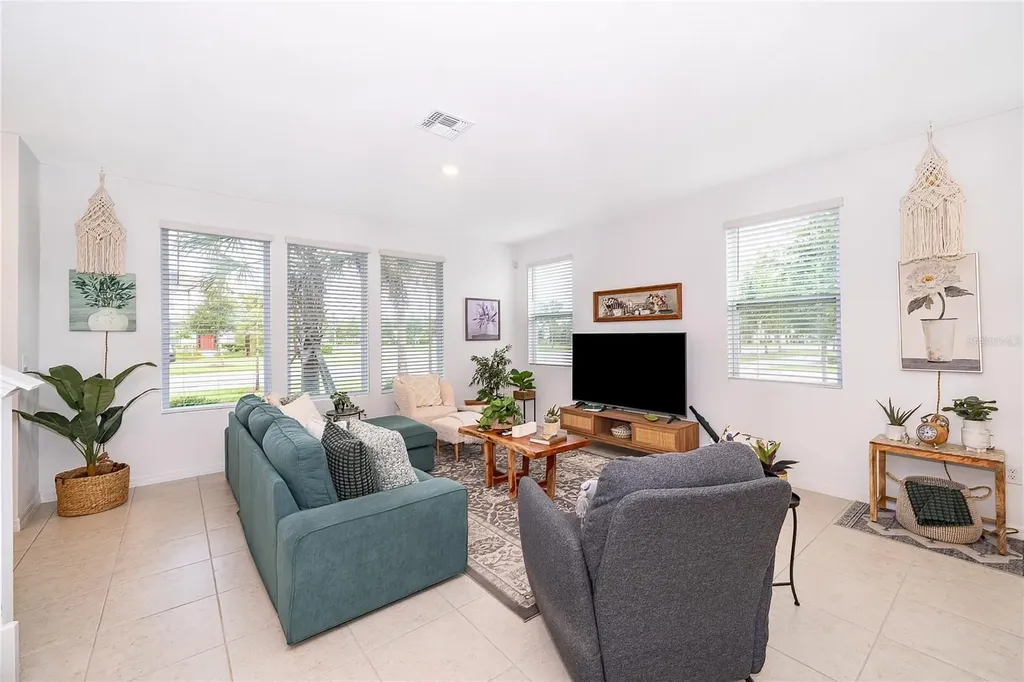 2929 Voyager Avenue St Cloud FL 34771