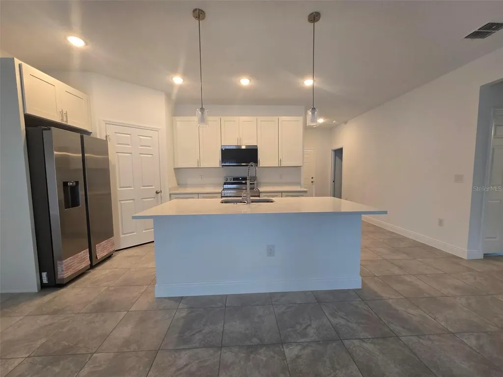 208 Locust Pass Ocala FL 34472