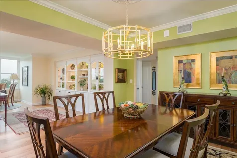 2407 S Ardson Place Tampa FL 33629