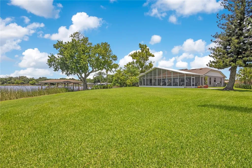 884 W Lake Holden Point Orlando FL 32805