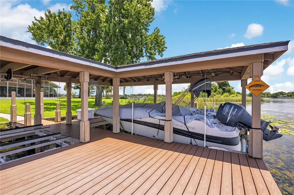 884 W Lake Holden Point Orlando FL 32805