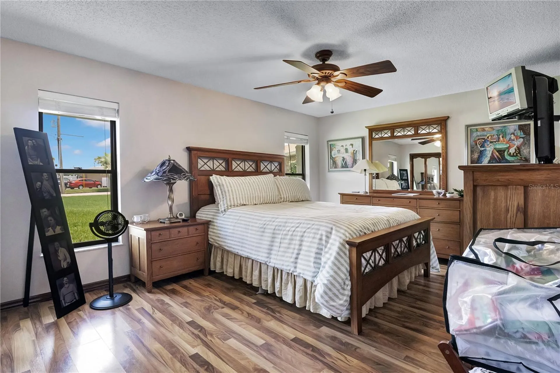 884 W Lake Holden Point Orlando FL 32805