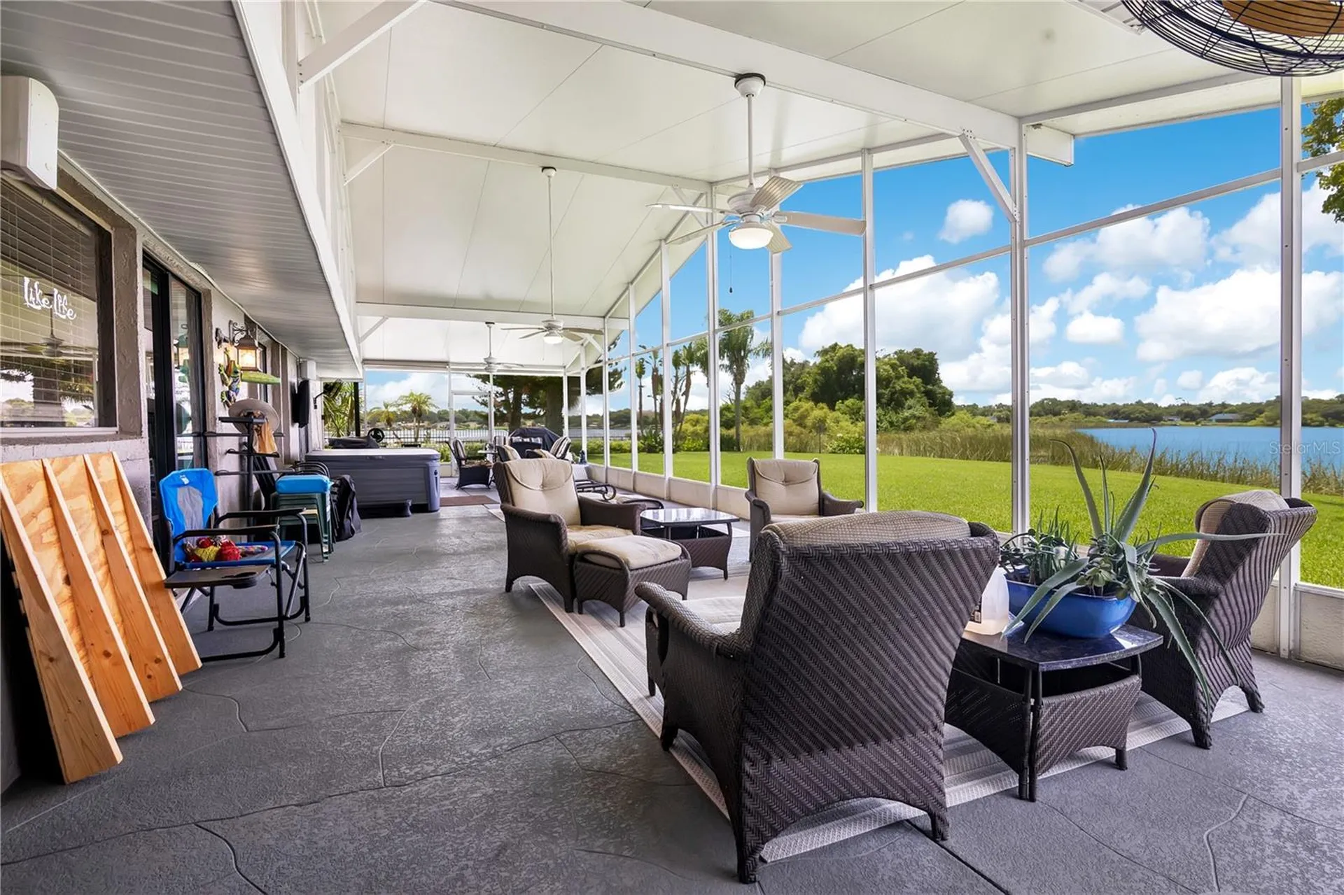 884 W Lake Holden Point Orlando FL 32805