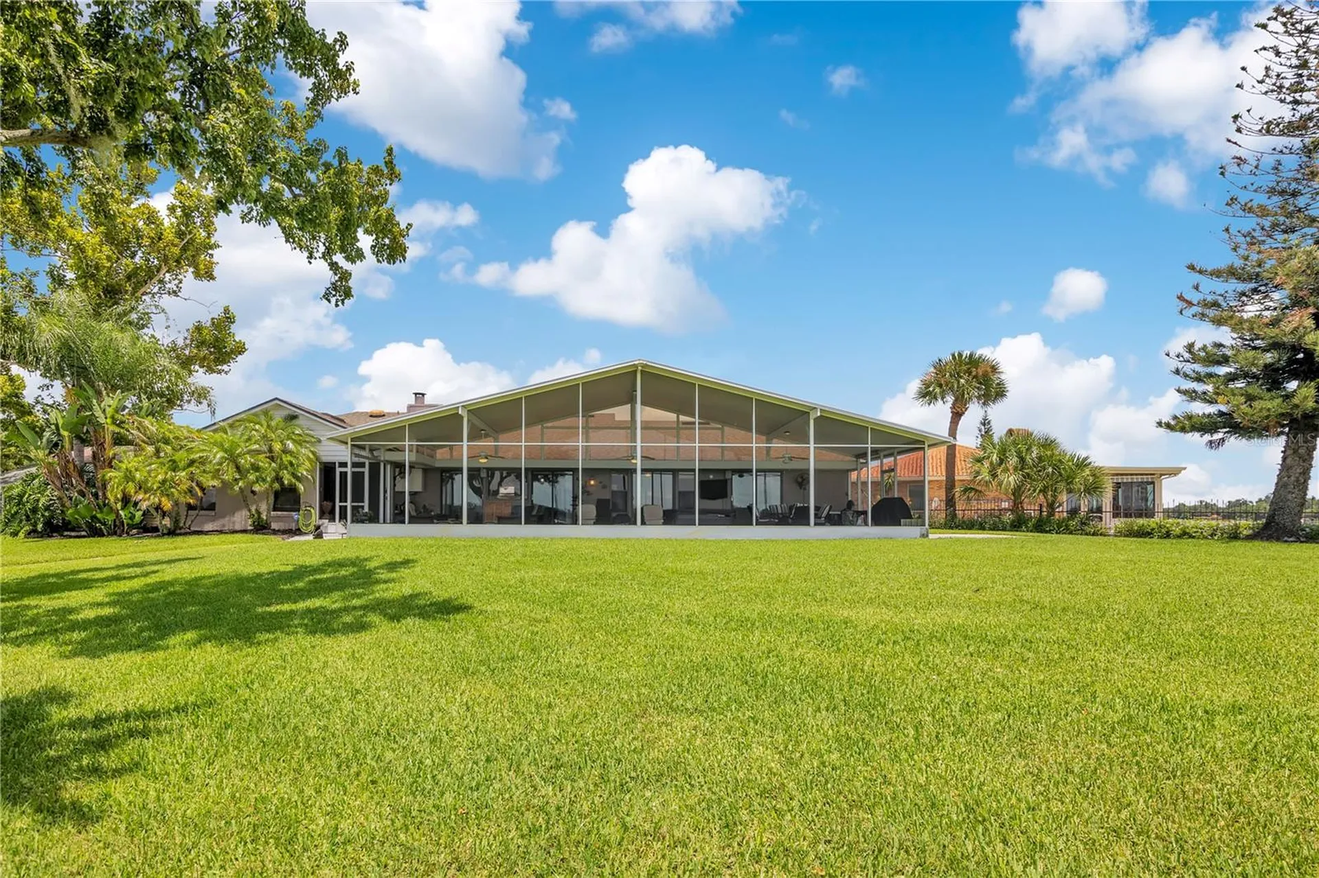 884 W Lake Holden Point Orlando FL 32805