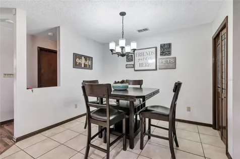 884 W Lake Holden Point Orlando FL 32805