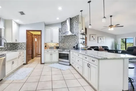 884 W Lake Holden Point Orlando FL 32805