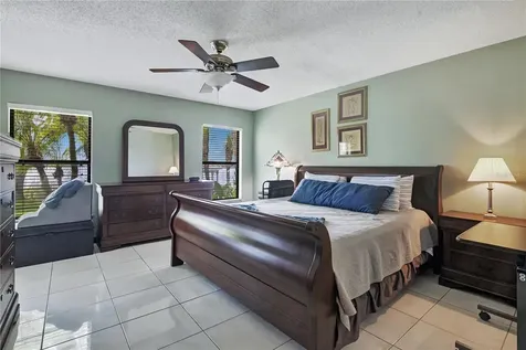 884 W Lake Holden Point Orlando FL 32805