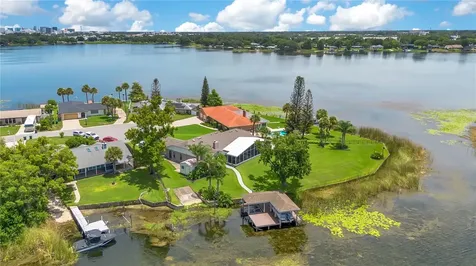 884 W Lake Holden Point Orlando FL 32805