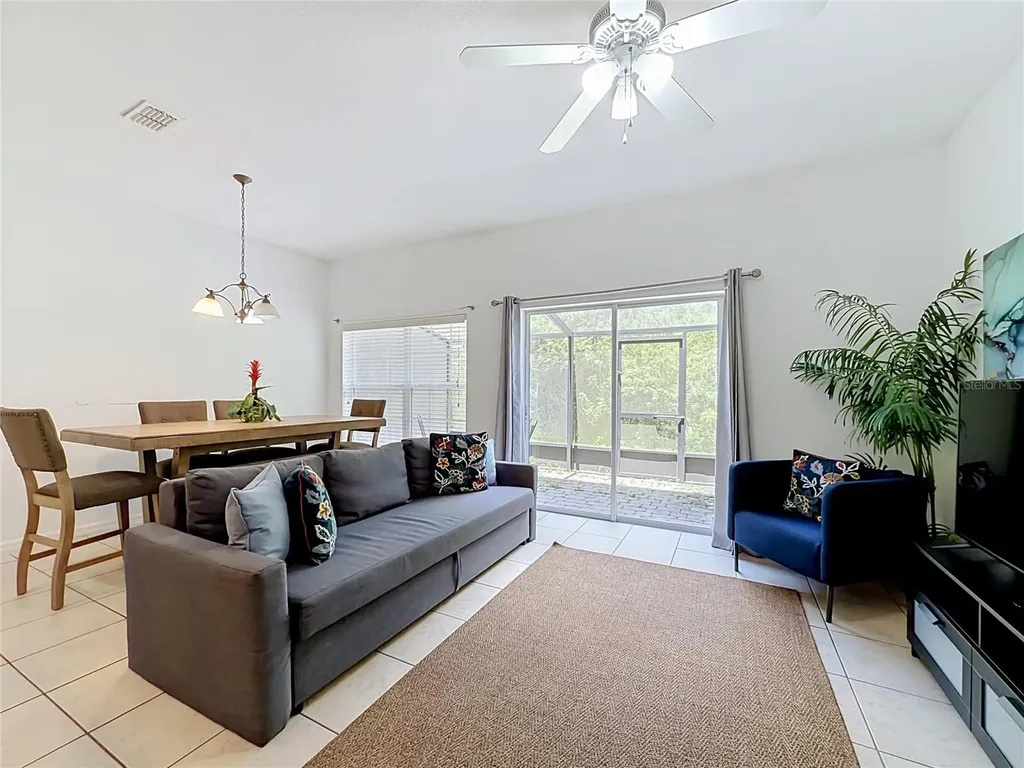 2394 Caravelle Circle Kissimmee FL 34746