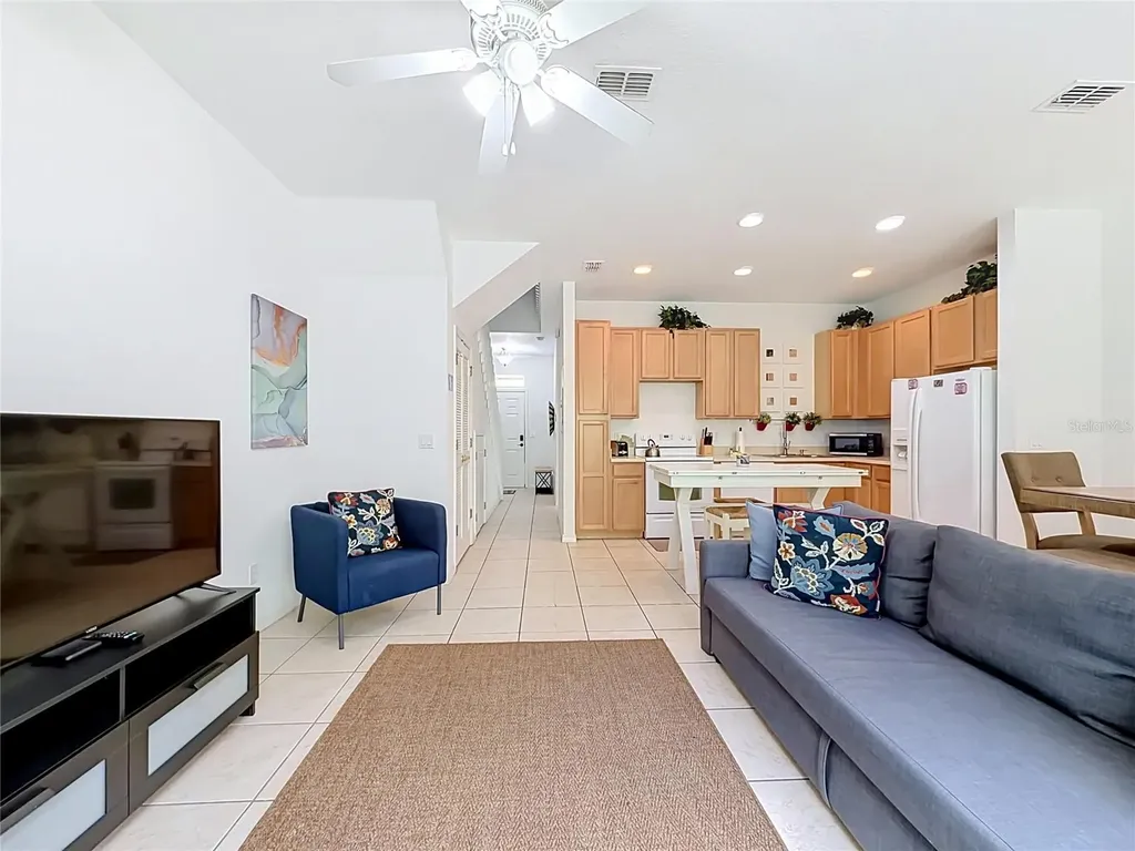2394 Caravelle Circle Kissimmee FL 34746