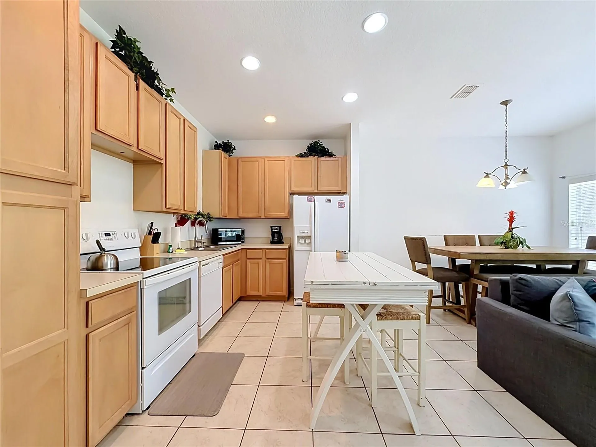 2394 Caravelle Circle Kissimmee FL 34746