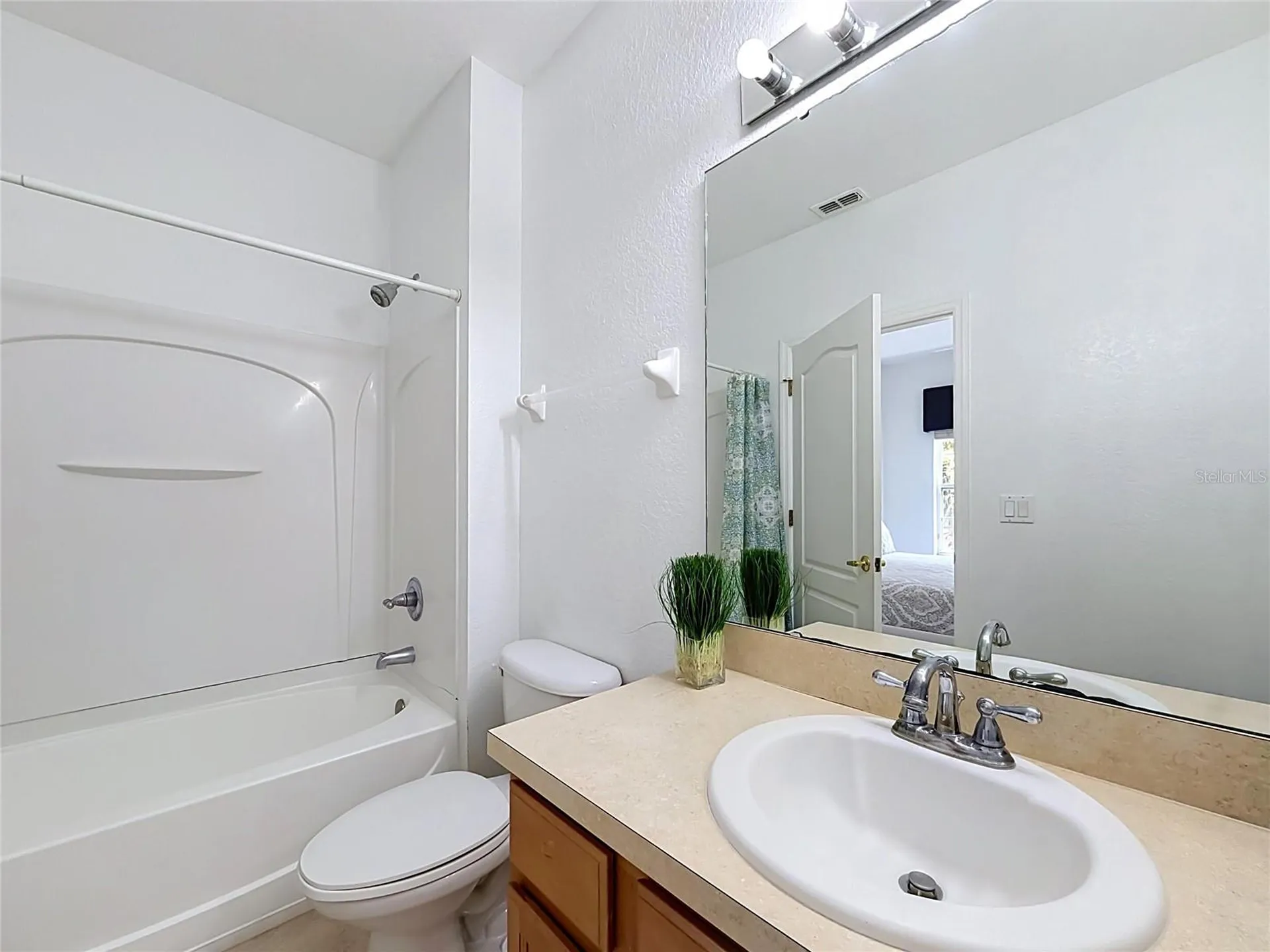2394 Caravelle Circle Kissimmee FL 34746