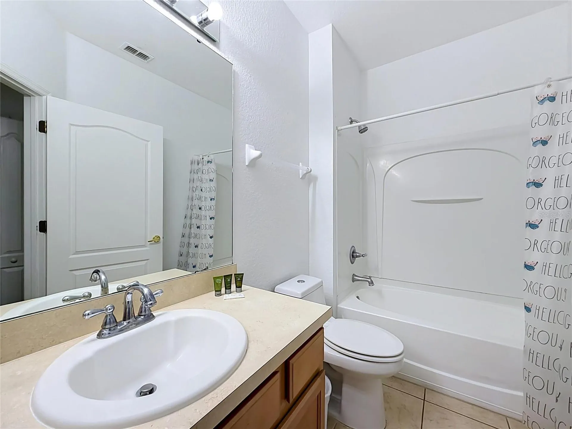 2394 Caravelle Circle Kissimmee FL 34746