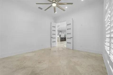 4802 W Beachway Drive Tampa FL 33609