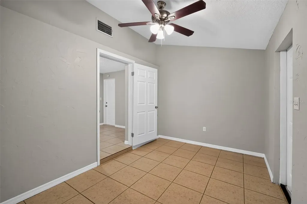 3834 Warren Ridge Street Sarasota FL 34233