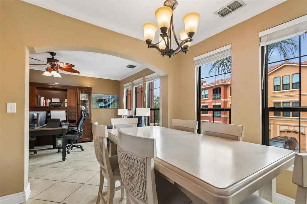 2717 Via Cipriani Clearwater FL 33764