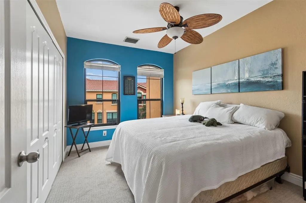 2717 Via Cipriani Clearwater FL 33764