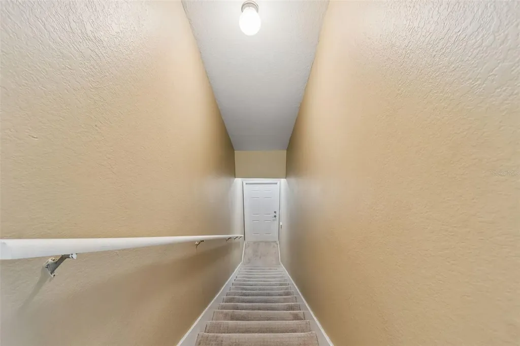 2717 Via Cipriani Clearwater FL 33764