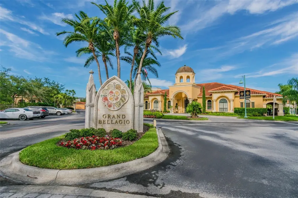 2717 Via Cipriani Clearwater FL 33764