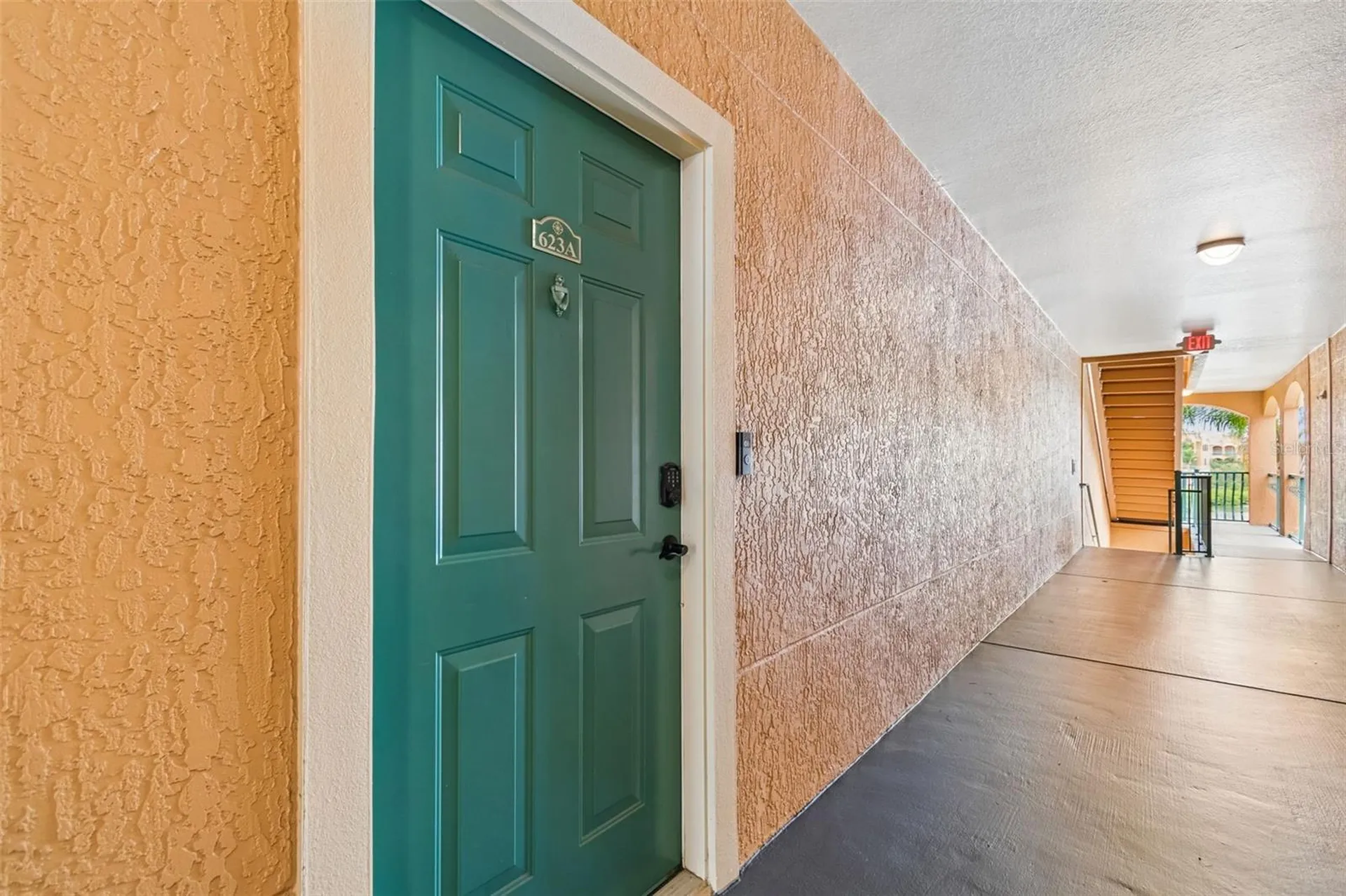 2717 Via Cipriani Clearwater FL 33764