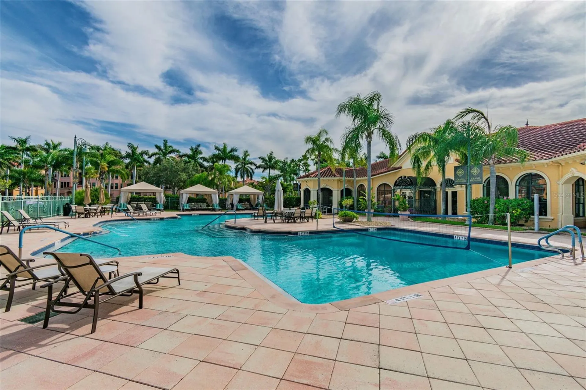 2717 Via Cipriani Clearwater FL 33764