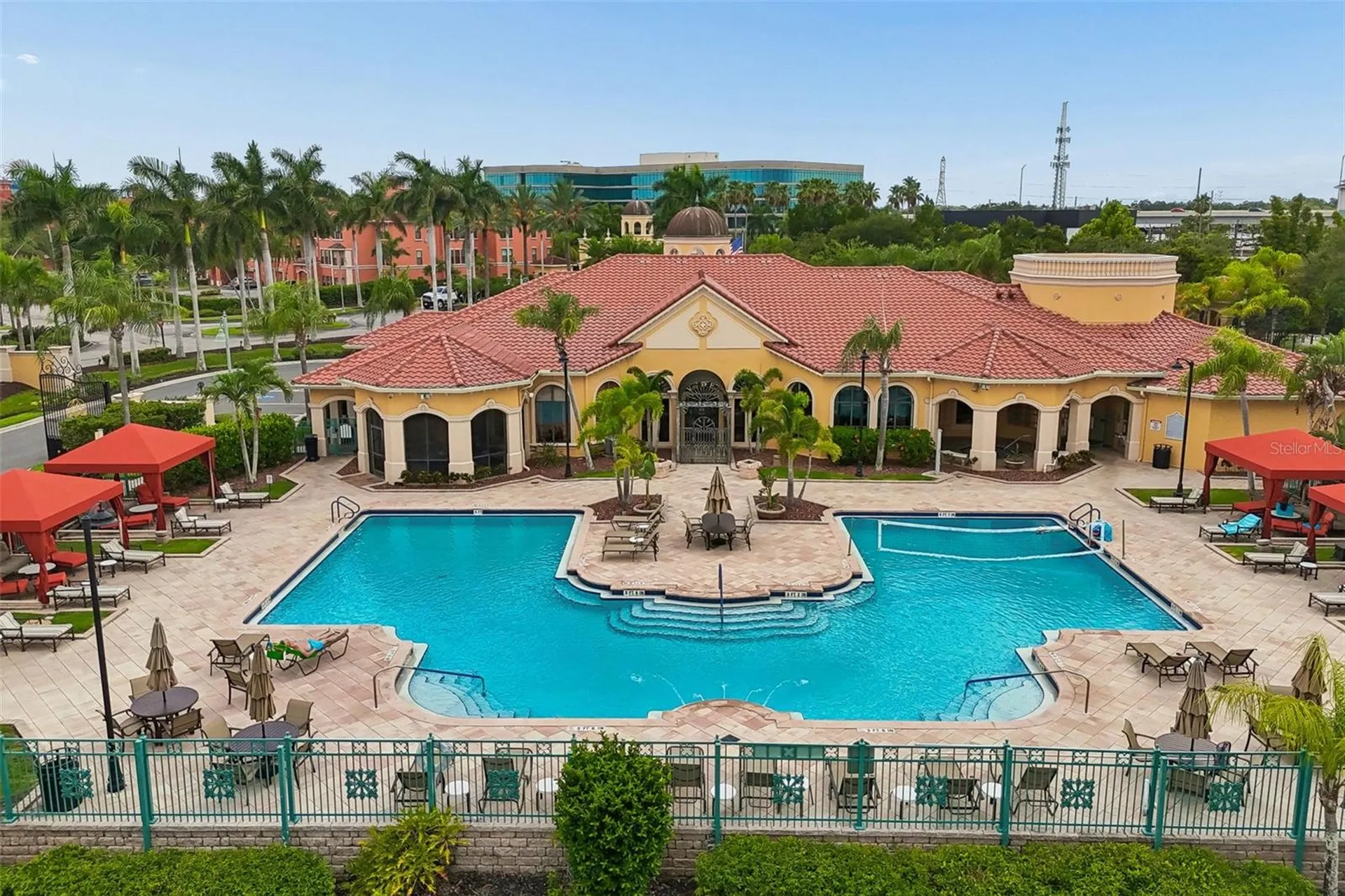 2717 Via Cipriani Clearwater FL 33764