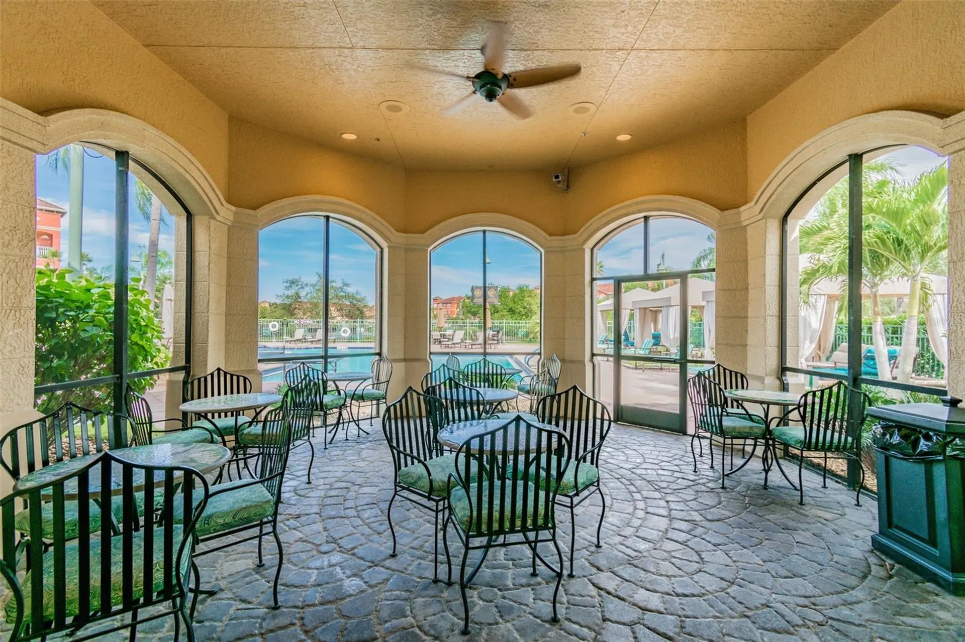 2717 Via Cipriani Clearwater FL 33764