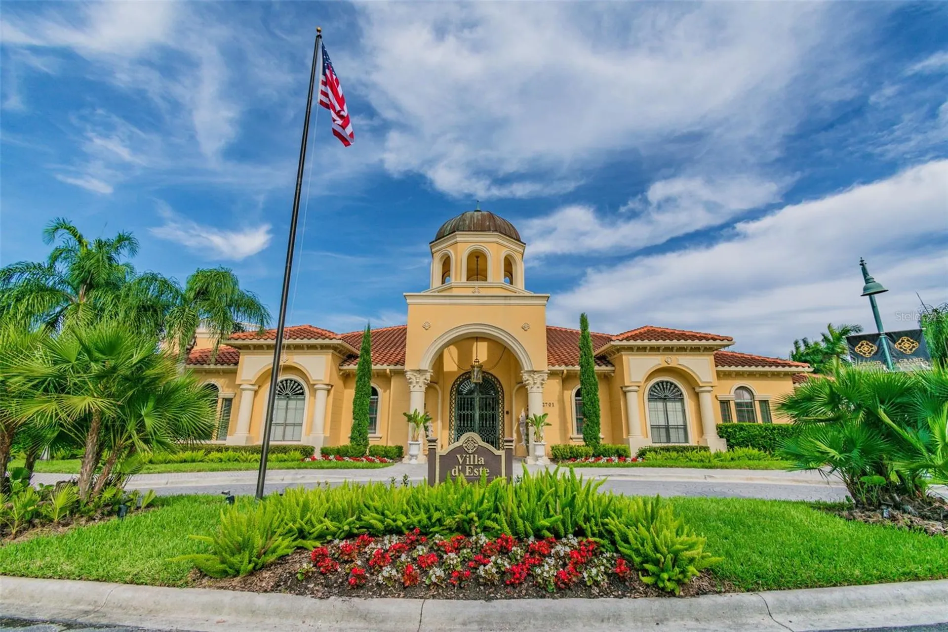 2717 Via Cipriani Clearwater FL 33764