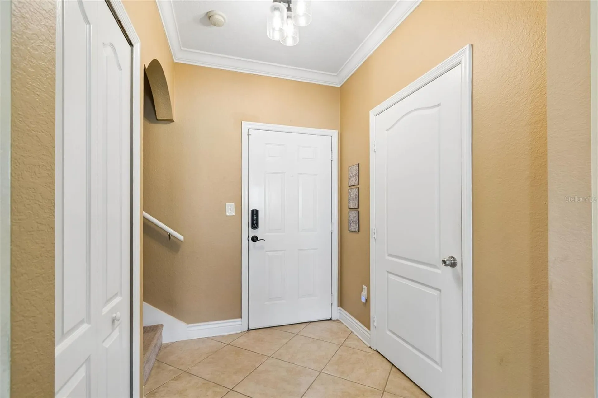 2717 Via Cipriani Clearwater FL 33764