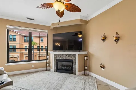 2717 Via Cipriani Clearwater FL 33764