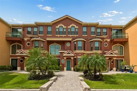 2717 Via Cipriani Clearwater FL 33764