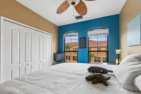 2717 Via Cipriani Clearwater FL 33764
