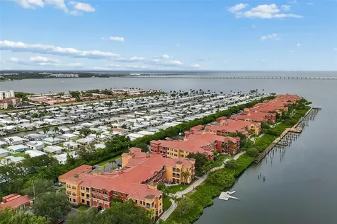 2717 Via Cipriani Clearwater FL 33764