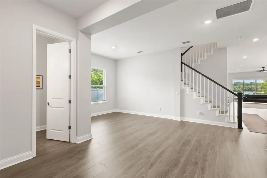 4401 Park Lake Street Orlando FL 32803