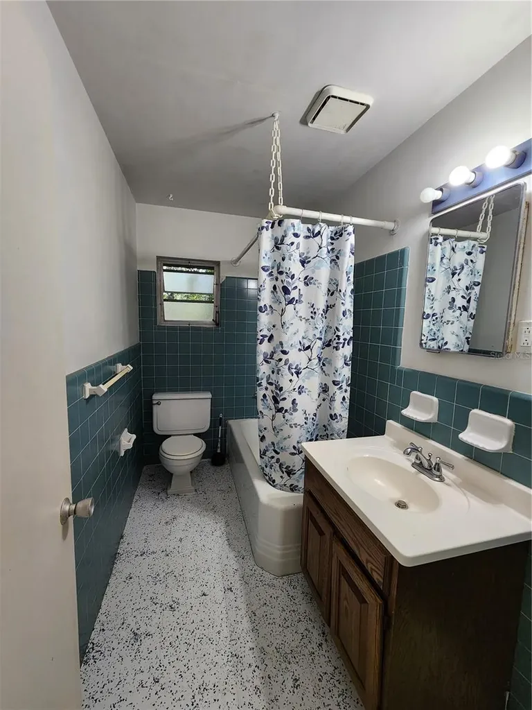 1339 NW 25 Terrace Gainesville FL 32605