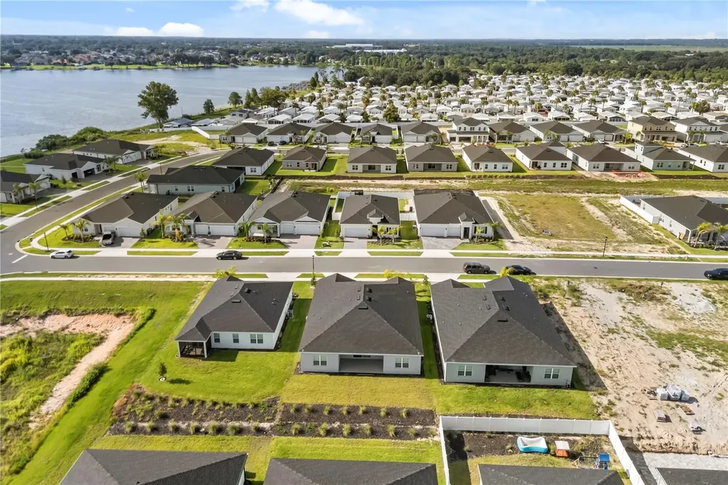 1714 Upland Lane Winter Haven FL 33884