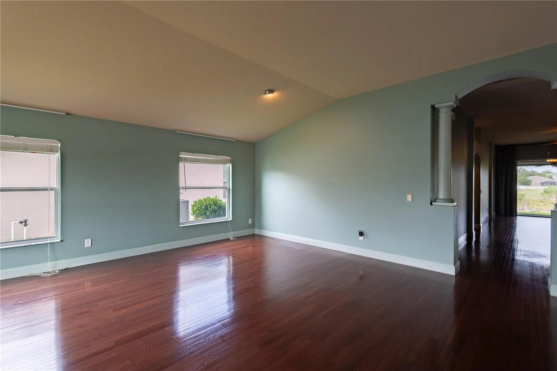 1761 Bonita Bluff Court Ruskin FL 33570