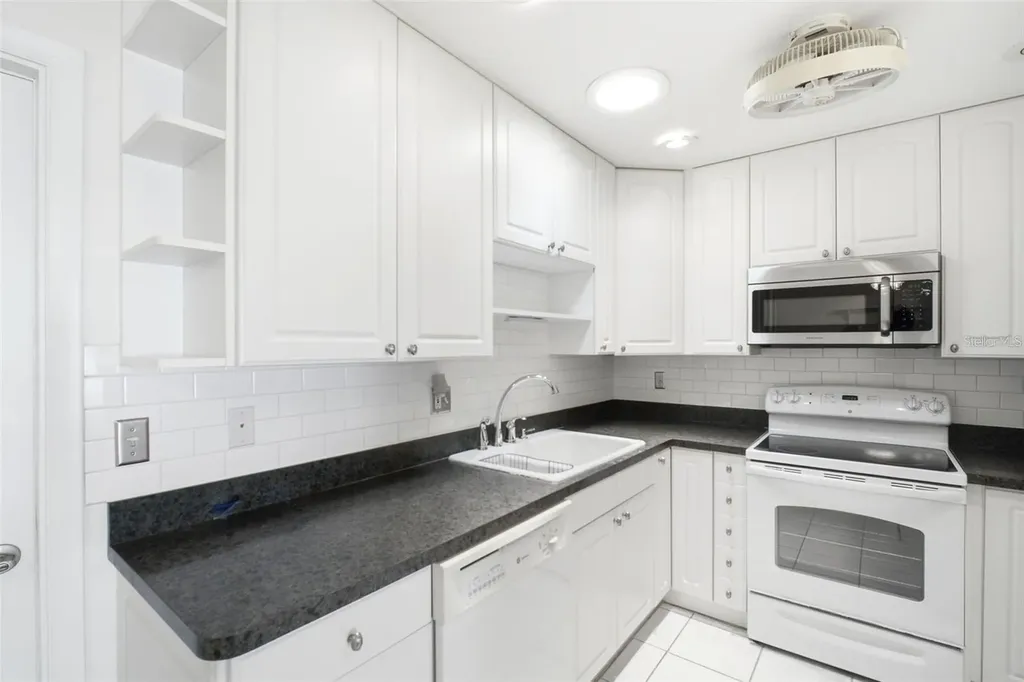 1335 Queen Anne Drive Palm Harbor FL 34684
