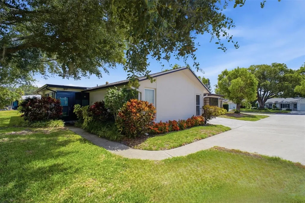 1335 Queen Anne Drive Palm Harbor FL 34684
