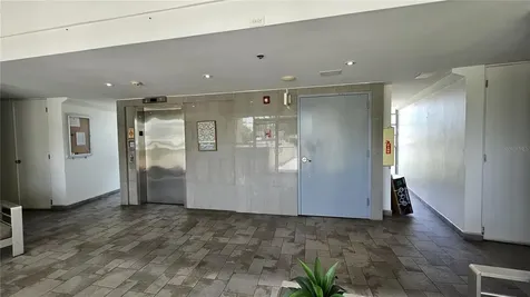 17 Regina Medina Guaynabo PR 00969