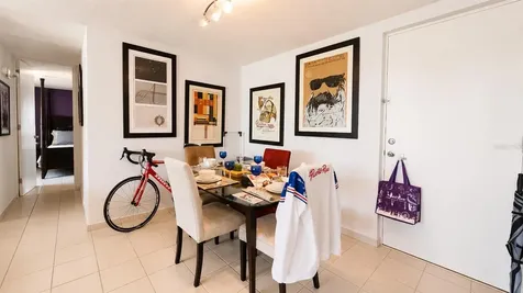 17 Regina Medina Guaynabo PR 00969