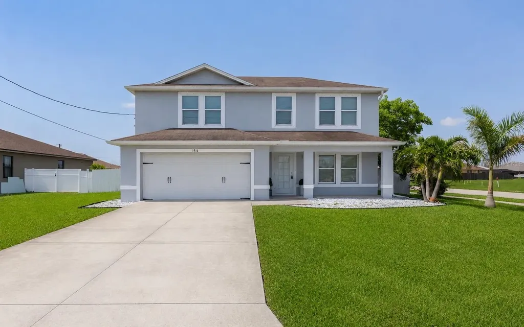 1916 SW 12th Terrace Cape Coral FL 33991