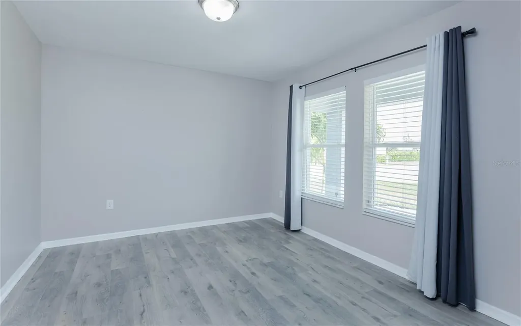 1916 SW 12th Terrace Cape Coral FL 33991