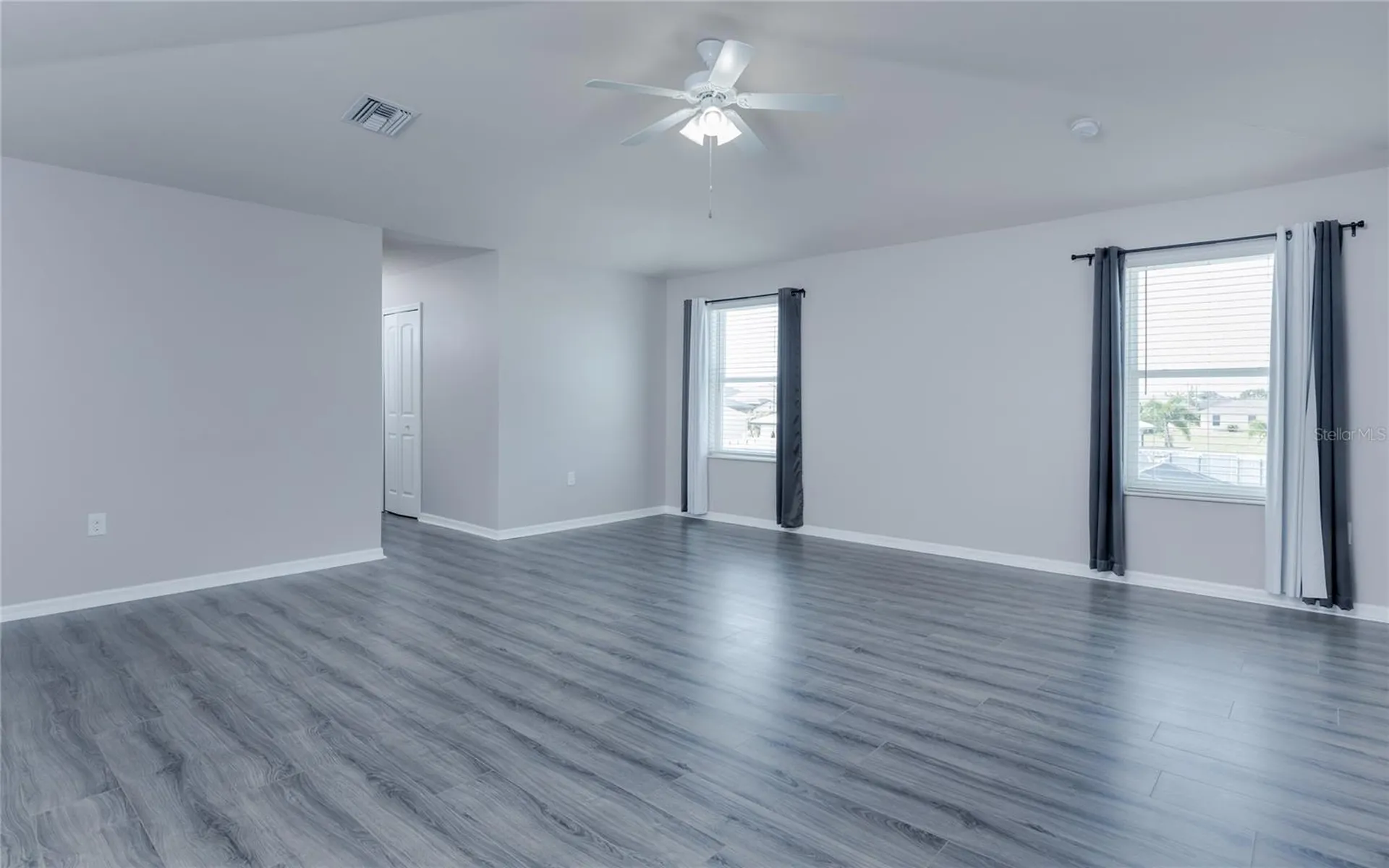 1916 SW 12th Terrace Cape Coral FL 33991