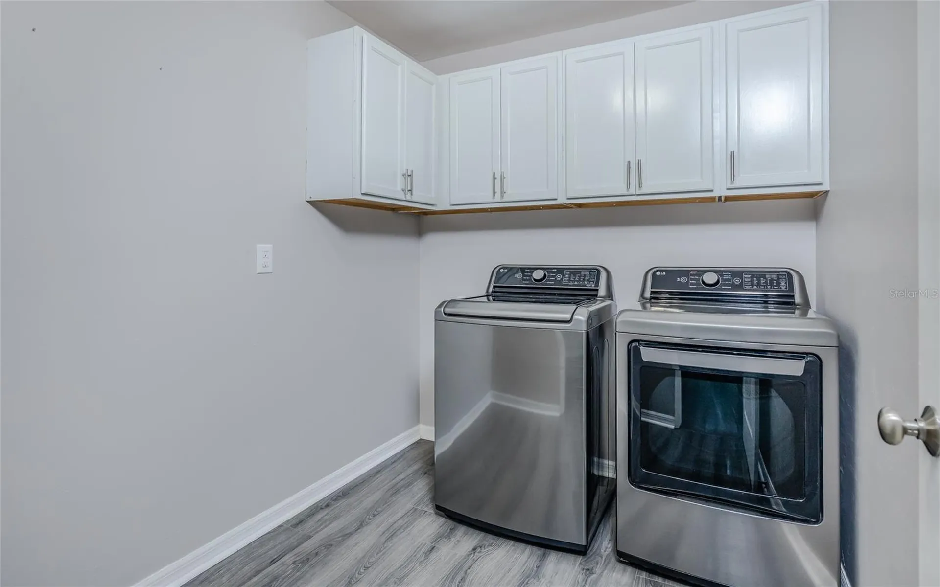 1916 SW 12th Terrace Cape Coral FL 33991