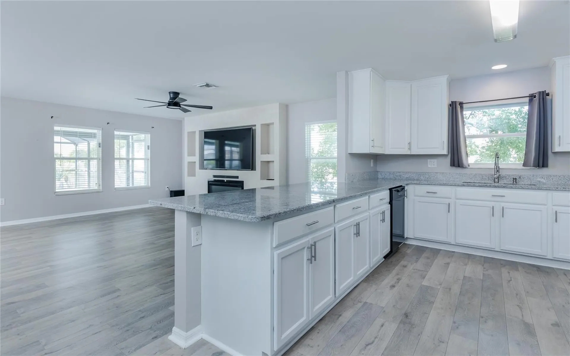1916 SW 12th Terrace Cape Coral FL 33991
